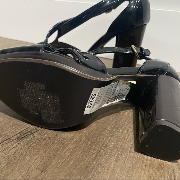 Dark Brown and Black heels new from UK small smudges on heels size 7.5 - Picture 2 of 2